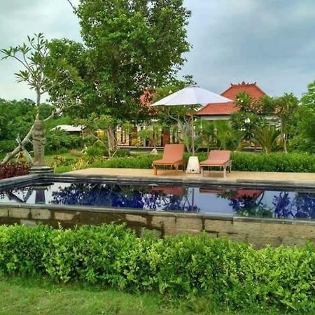 Kubu Sunset Guest House Lembongan Buitenkant foto