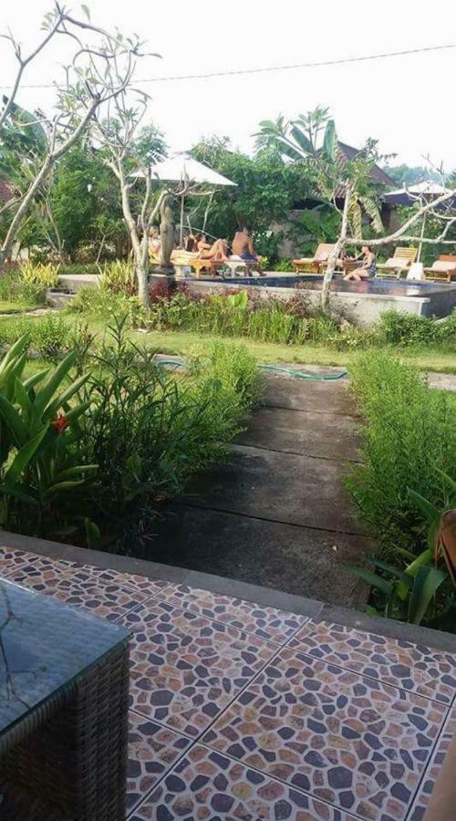 Kubu Sunset Guest House Lembongan Buitenkant foto