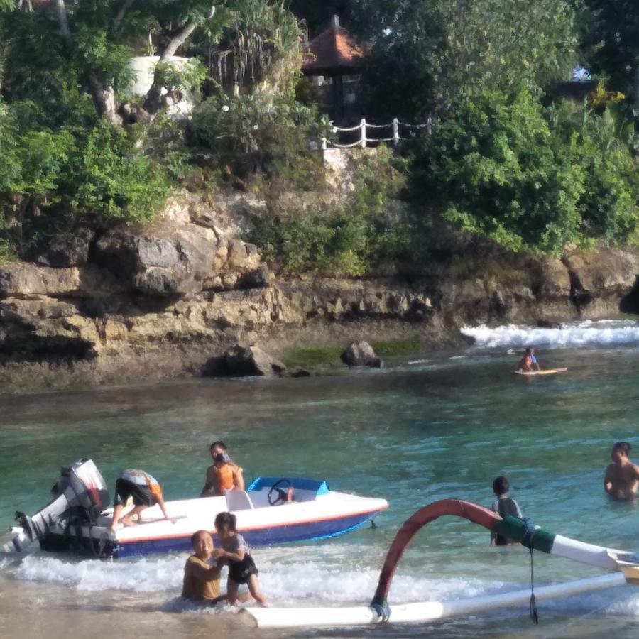 Kubu Sunset Guest House Lembongan Buitenkant foto