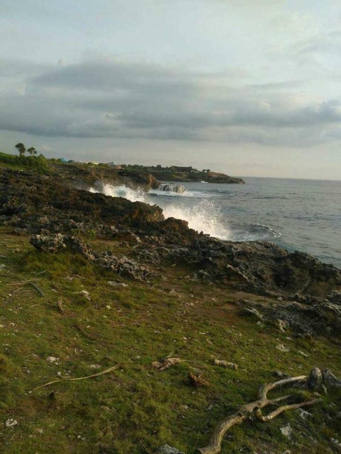 Kubu Sunset Guest House Lembongan Buitenkant foto