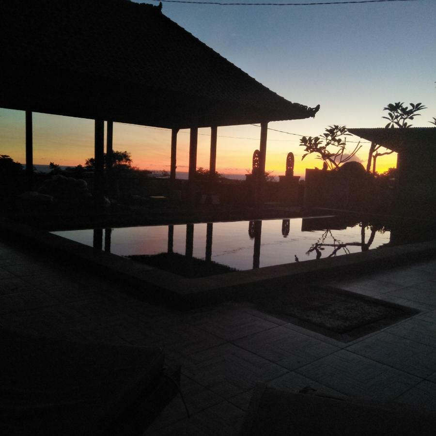 Kubu Sunset Guest House Lembongan Buitenkant foto